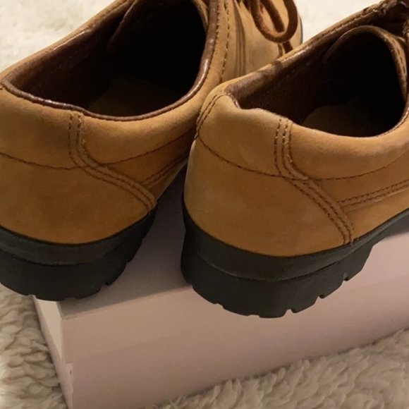 RARE Low Cut Timberland Boots - Picture 3 of 11